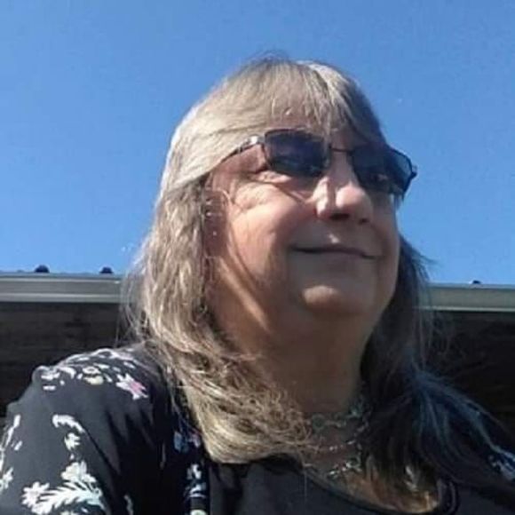 Meet your Posher, Diane - Picture 1 of 1